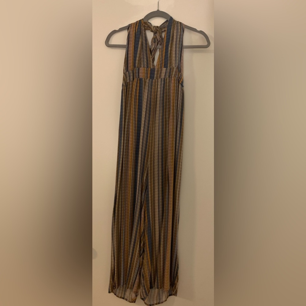 Striped halter back jumpsuit L
